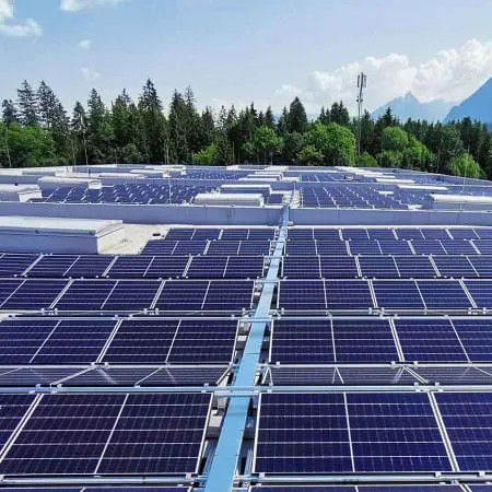 Erneuerbare_Energie_Packari_PV_Anlage_Photovoltaik_Sonnenenergie